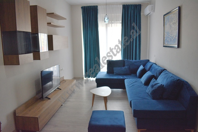 Apartament 1+1 me qira prane Maternitetit te Ri ne Tirane